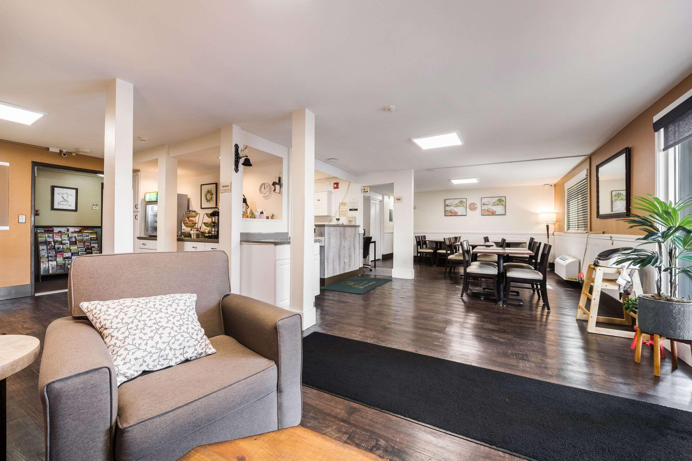 Quality Inn & Suites Silverdale Bangor-Keyport Dış mekan fotoğraf